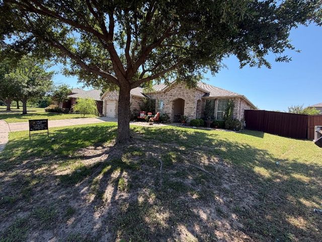 422 Beech Court, Forney, TX 75126
