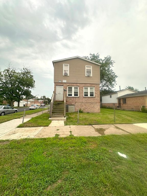1201 W 110th Place 1, Chicago, IL 60643