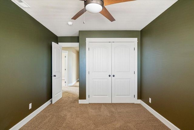 4122 SW Salmon Place, Redmond, OR 97756