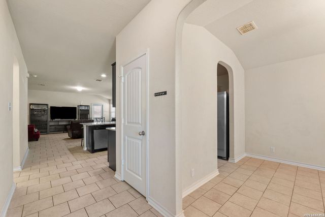 6026 Red Rose, San Antonio, TX 78244