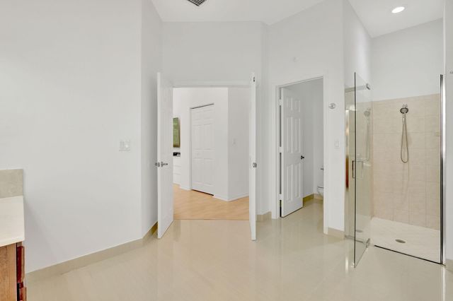 4422 Laurel Pl, Weston, FL 33332