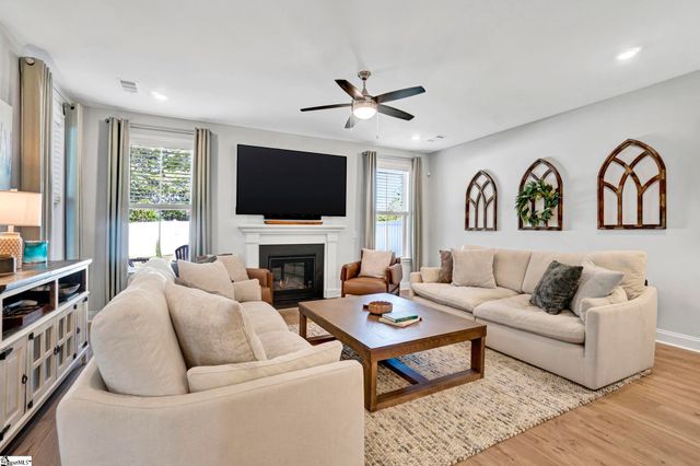 12 Gressette Place, Simpsonville, SC 29681