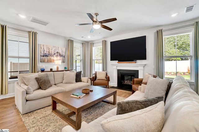 12 Gressette Place, Simpsonville, SC 29681
