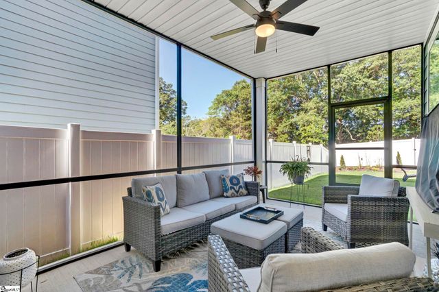12 Gressette Place, Simpsonville, SC 29681
