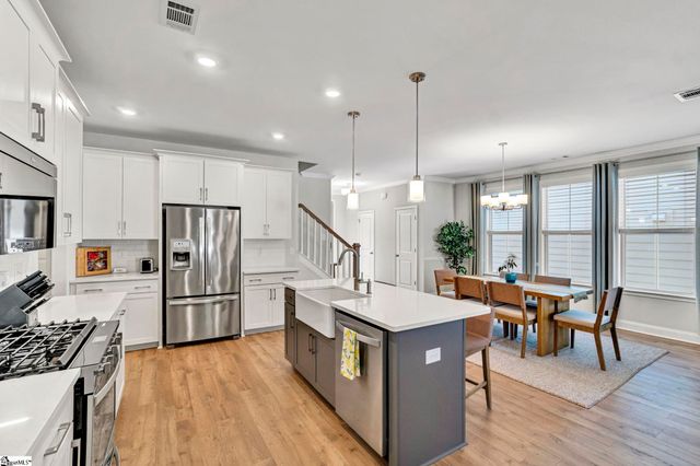 12 Gressette Place, Simpsonville, SC 29681