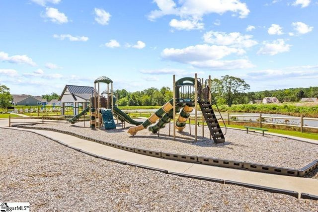 12 Gressette Place, Simpsonville, SC 29681