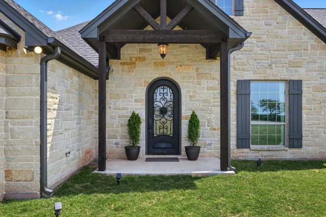 351 Private Road 3205, Bridgeport, TX 76426