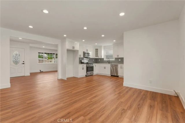 8800 Comanche, Winnetka, CA 91306