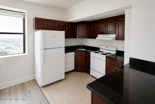 311 W ASHLEY Street 1102, Jacksonville, FL 32202