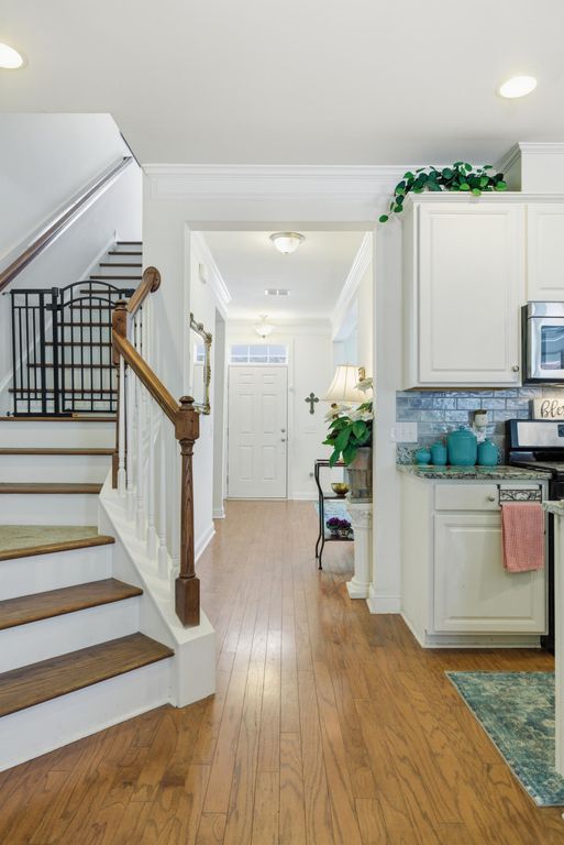 Image 23 of property listing at 3216 Moonlight Drive, Charleston, SC 29414