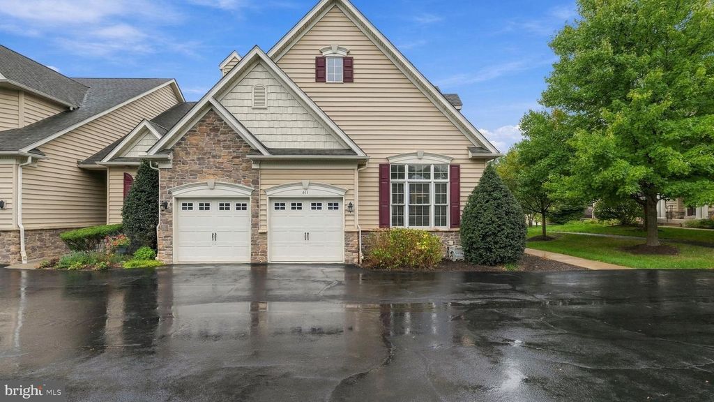 611 E KENNEDY RD, NORTH WALES, PA 19454 — photo 2