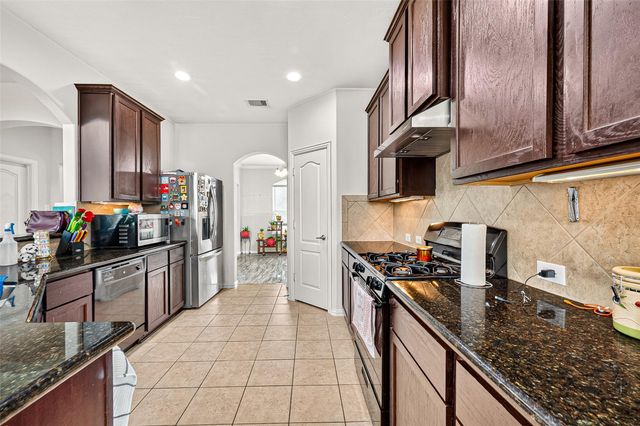 24615 Lakecrest Pine Trail, Katy, TX 77493