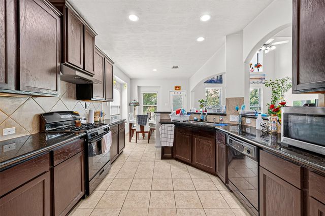 24615 Lakecrest Pine Trail, Katy, TX 77493