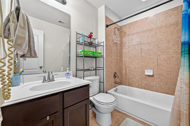 24615 Lakecrest Pine Trail, Katy, TX 77493