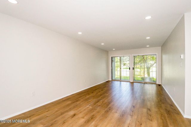 8E Benjamin Franklin Drive, Monroe, NJ 08831