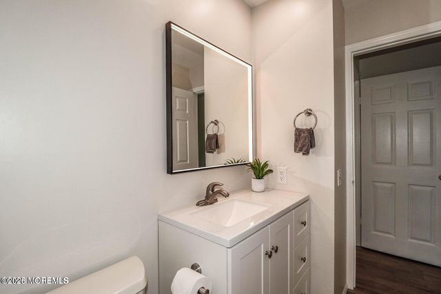 8E Benjamin Franklin Drive, Monroe, NJ 08831