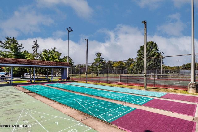 8E Benjamin Franklin Drive, Monroe, NJ 08831