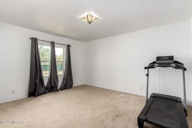 10970 W Ina Road, Tucson, AZ 85743