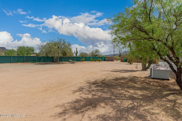 10970 W Ina Road, Tucson, AZ 85743