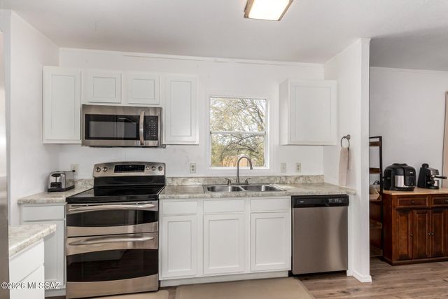 10970 W Ina Road, Tucson, AZ 85743
