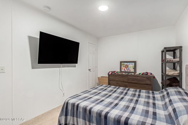 10970 W Ina Road, Tucson, AZ 85743