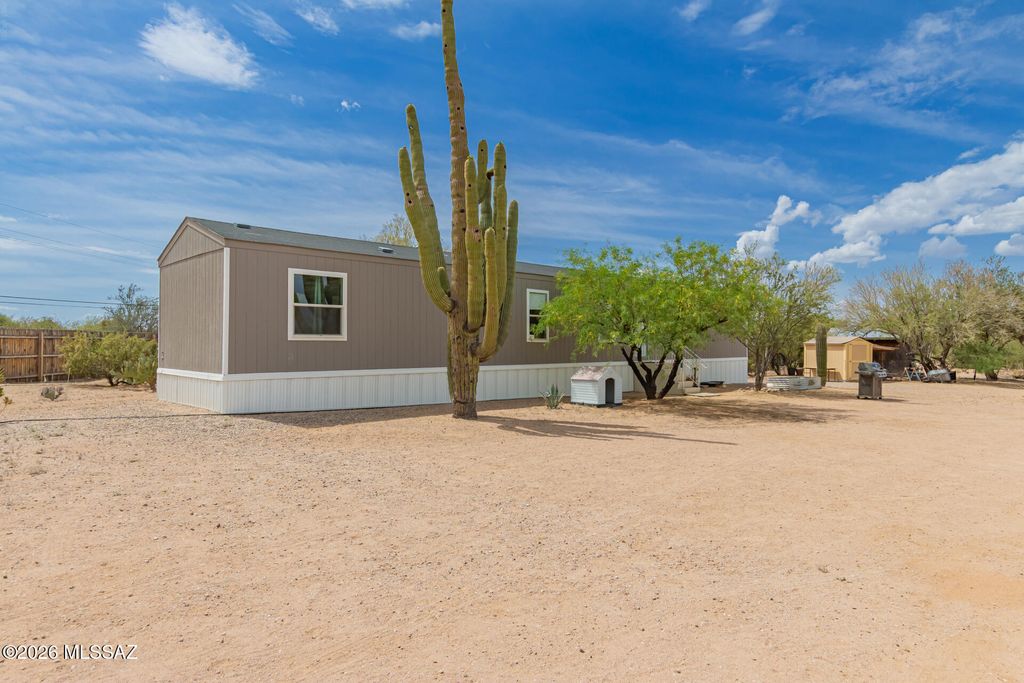 10970 W Ina Road, Tucson, AZ 85743
