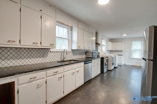 1611 Berine Avenue, Huntsville, AL 35801