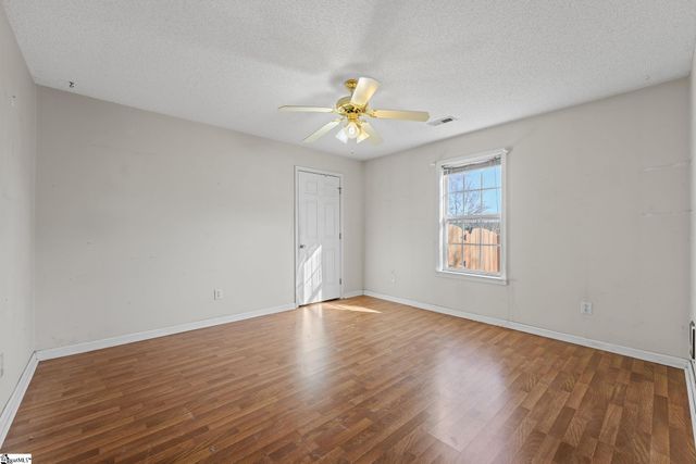 4 Kingfisher Drive, Simpsonville, SC 29680