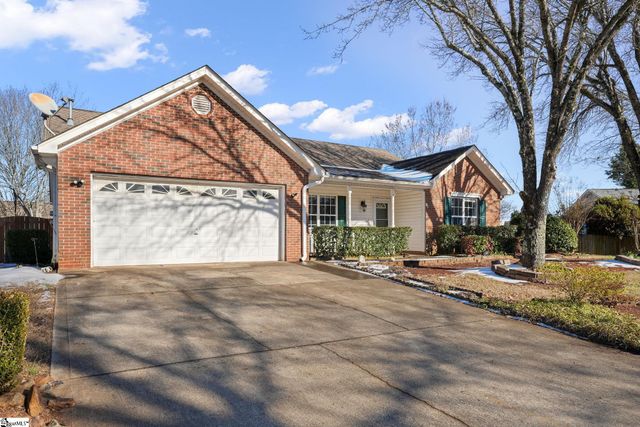4 Kingfisher Drive, Simpsonville, SC 29680