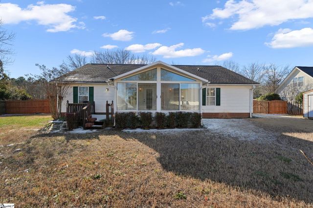 4 Kingfisher Drive, Simpsonville, SC 29680