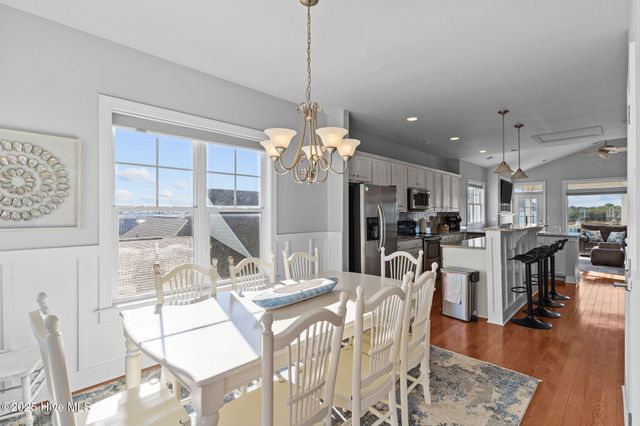 1102 Canal Drive B, Carolina Beach, NC 28428