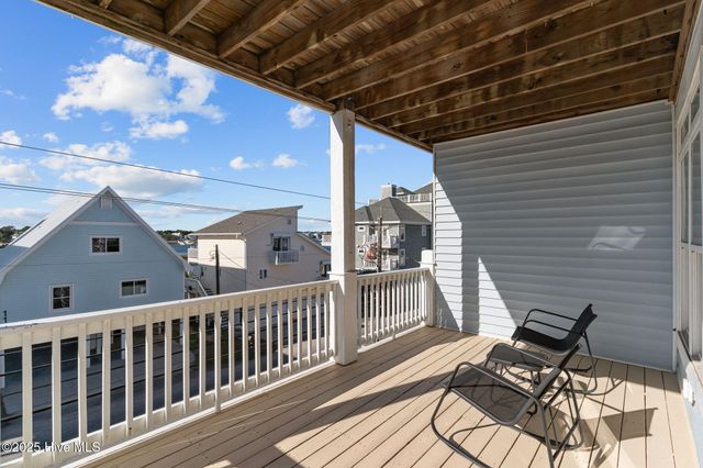 1102 Canal Drive B, Carolina Beach, NC 28428