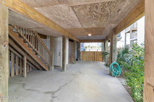 1102 Canal Drive B, Carolina Beach, NC 28428