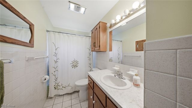 5215 Orchard Avenue, Parkersburg, WV 26105