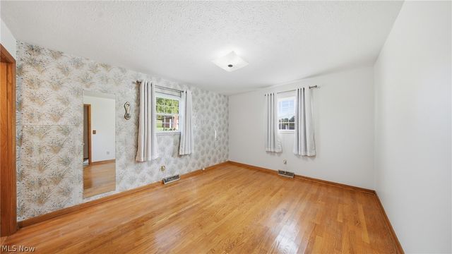 5215 Orchard Avenue, Parkersburg, WV 26105