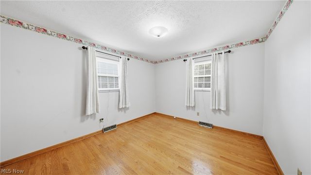 5215 Orchard Avenue, Parkersburg, WV 26105