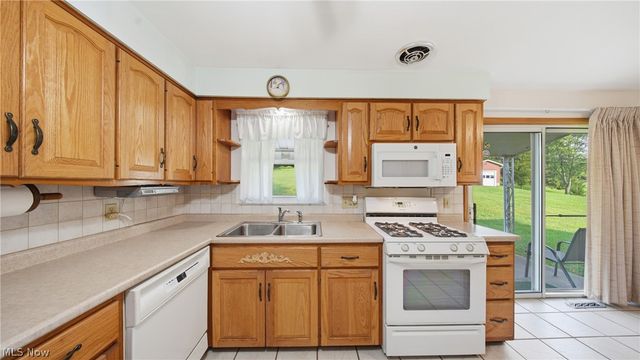 5215 Orchard Avenue, Parkersburg, WV 26105
