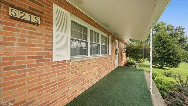 5215 Orchard Avenue, Parkersburg, WV 26105