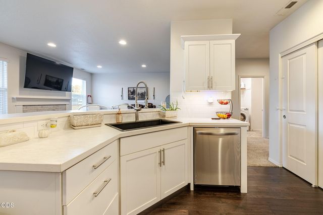 1997 NW 8th, Redmond, OR 97756