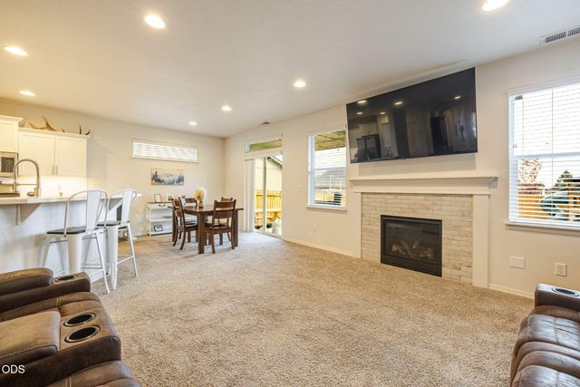1997 NW 8th, Redmond, OR 97756