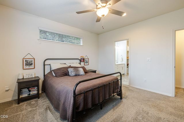 1997 NW 8th, Redmond, OR 97756
