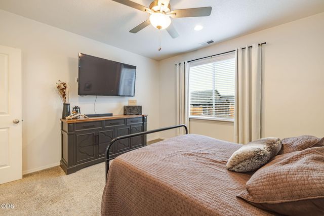 1997 NW 8th, Redmond, OR 97756