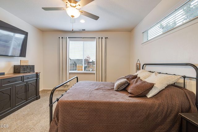 1997 NW 8th, Redmond, OR 97756