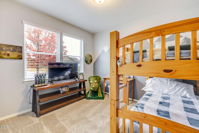 1997 NW 8th, Redmond, OR 97756