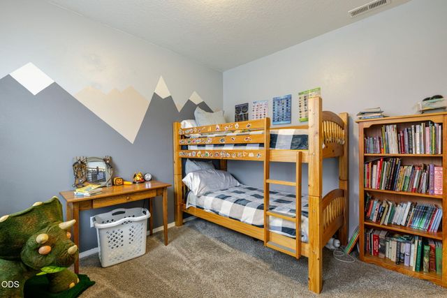 1997 NW 8th, Redmond, OR 97756