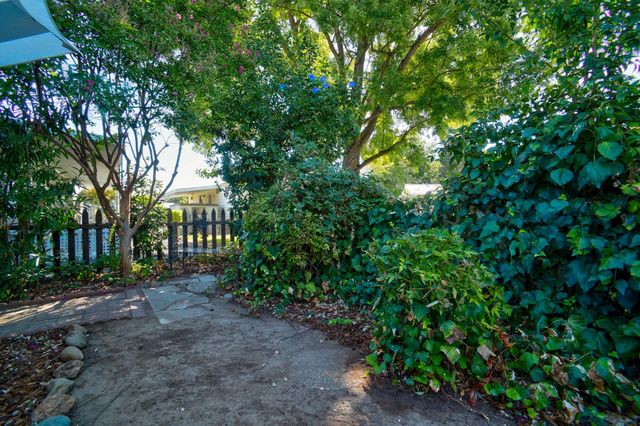 14708 Hernandez Sqr, Rancho Murieta, CA 95683