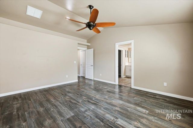 519 W Thornwood, Nampa, ID 83686