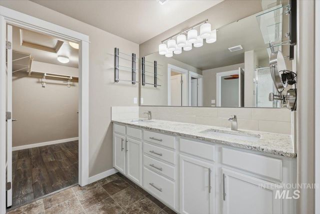 519 W Thornwood, Nampa, ID 83686