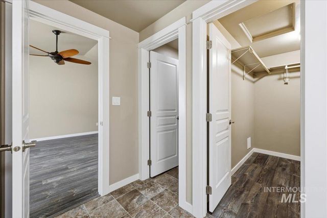 519 W Thornwood, Nampa, ID 83686