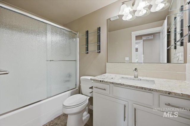 519 W Thornwood, Nampa, ID 83686